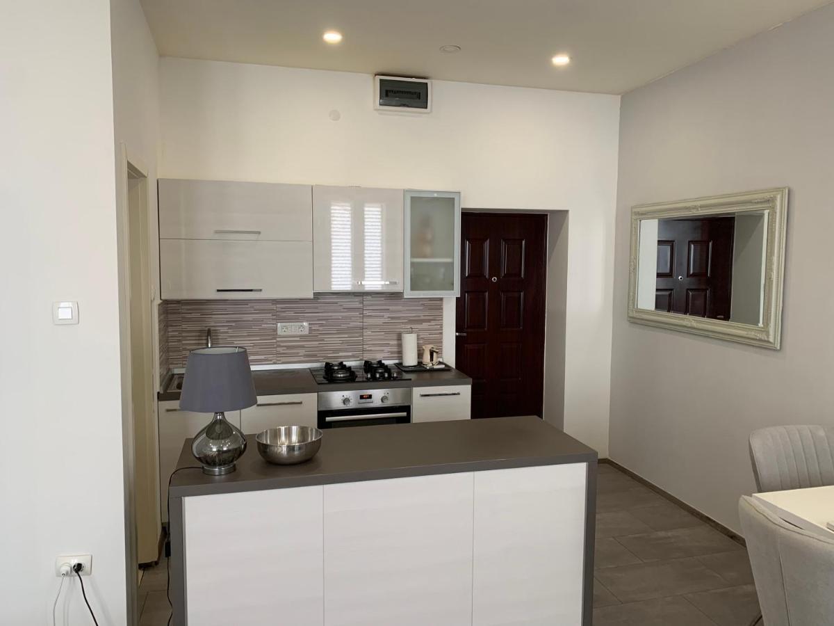 Zara City Apartments Kültér fotó